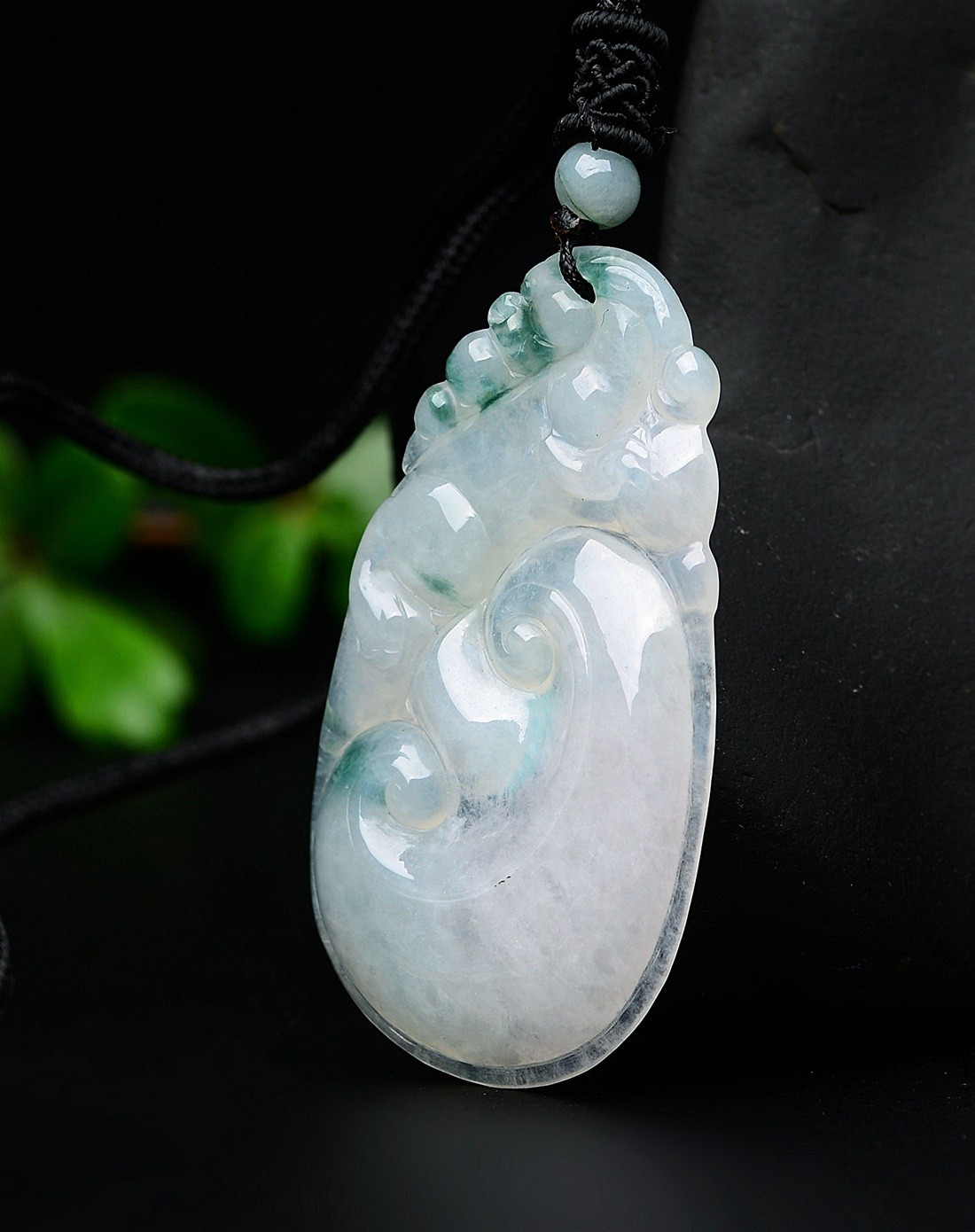 a货翡翠冰糯种飘花福寿如意吊坠