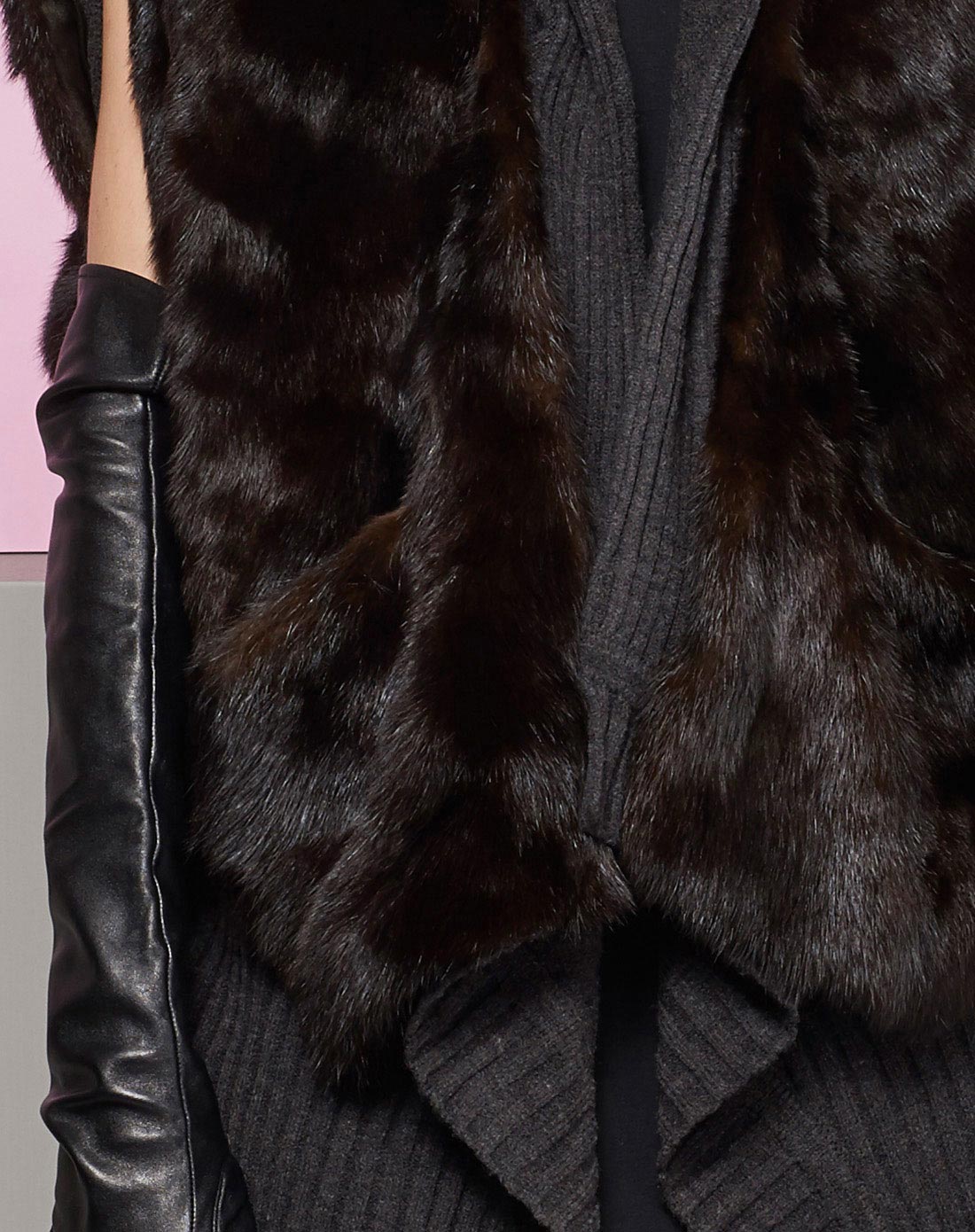 青根貂拼针织上衣