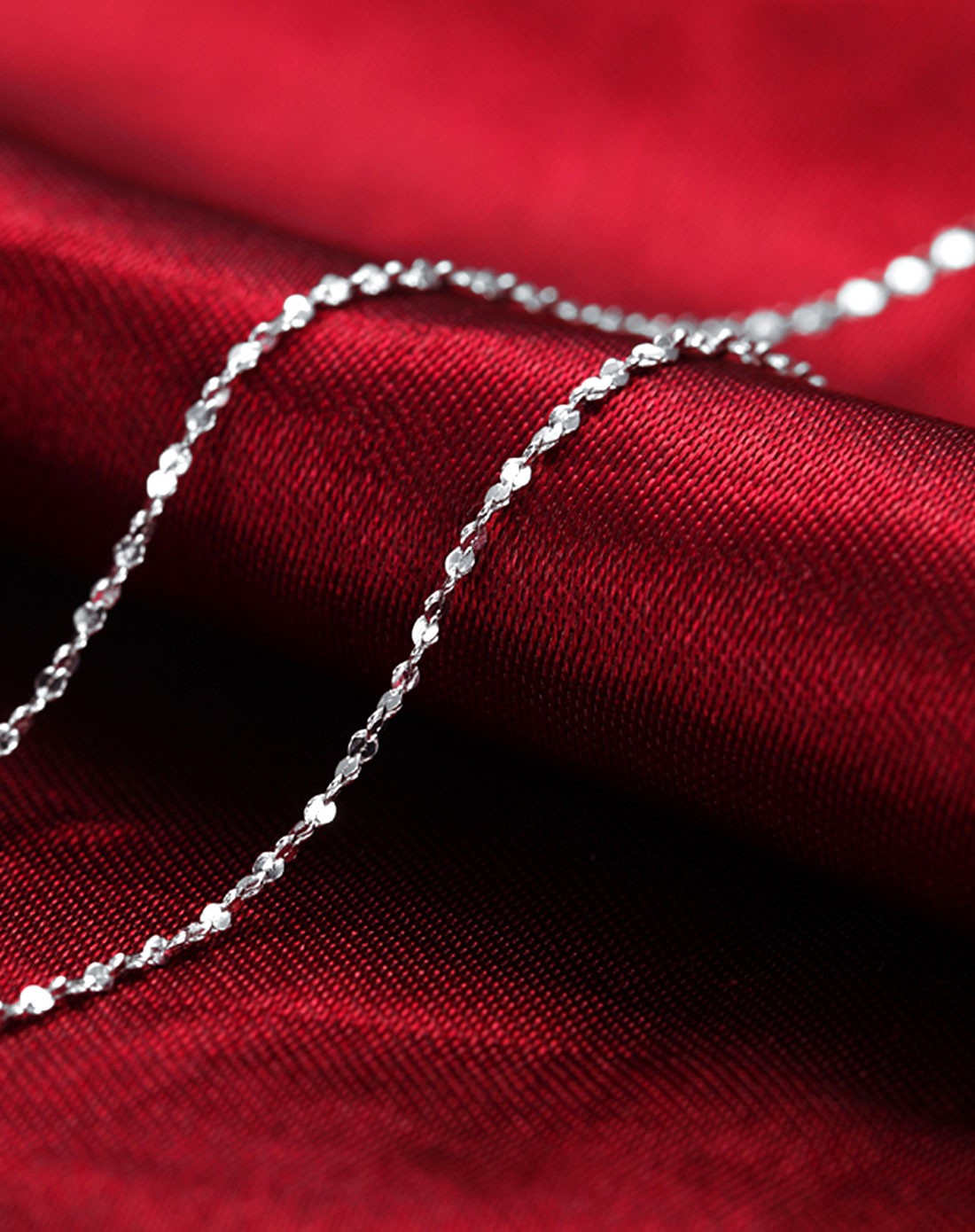 铂金满天星项链约1.96克