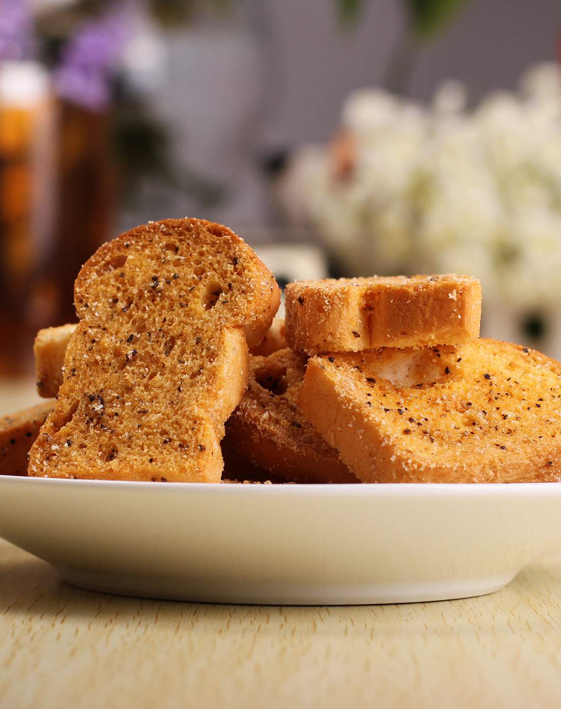 休闲挚爱 韩韩福 泰国蒜蓉黑胡椒味面包干