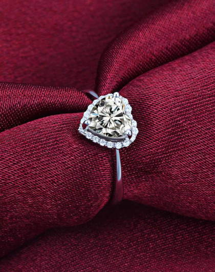 18k金1克拉心形fg优白色钻石女戒