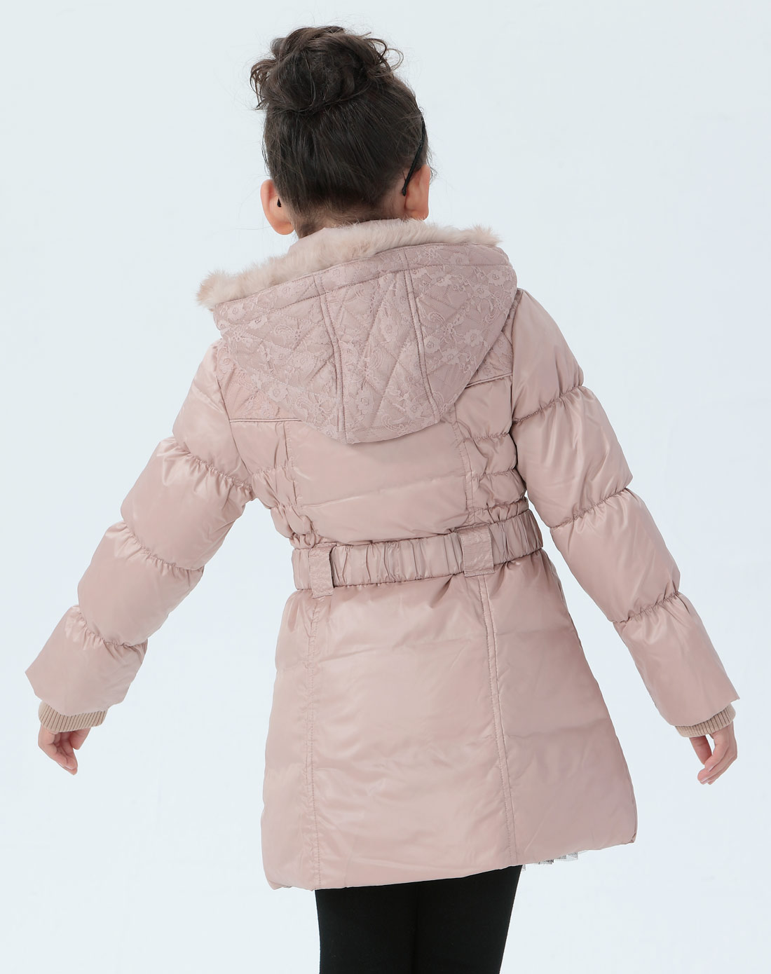 日月童神&未来之星童装羽绒服未来之星 女童米色蕾丝拼接羽绒服wg24