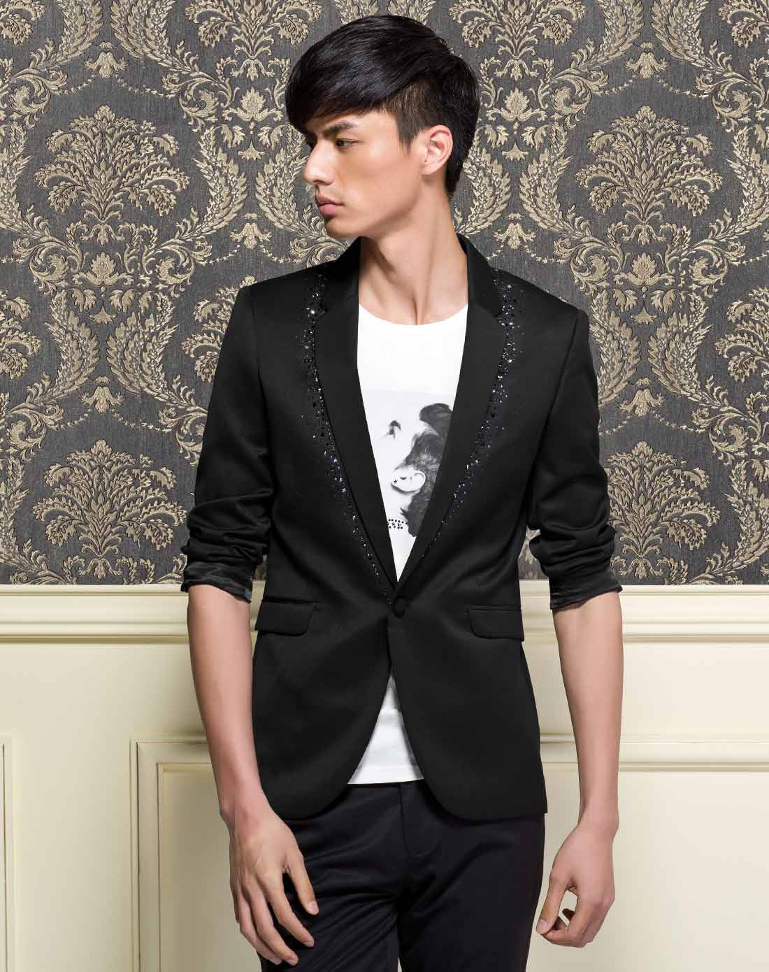 男装黑色休闲施华洛世奇西服