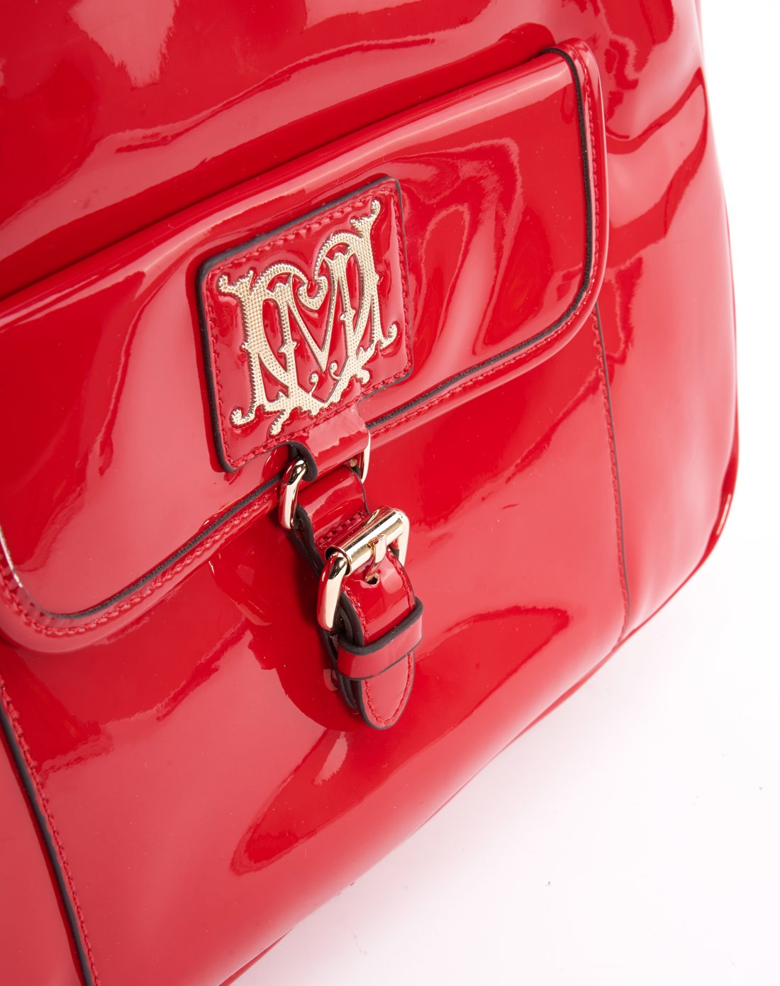 红色漆皮手提包