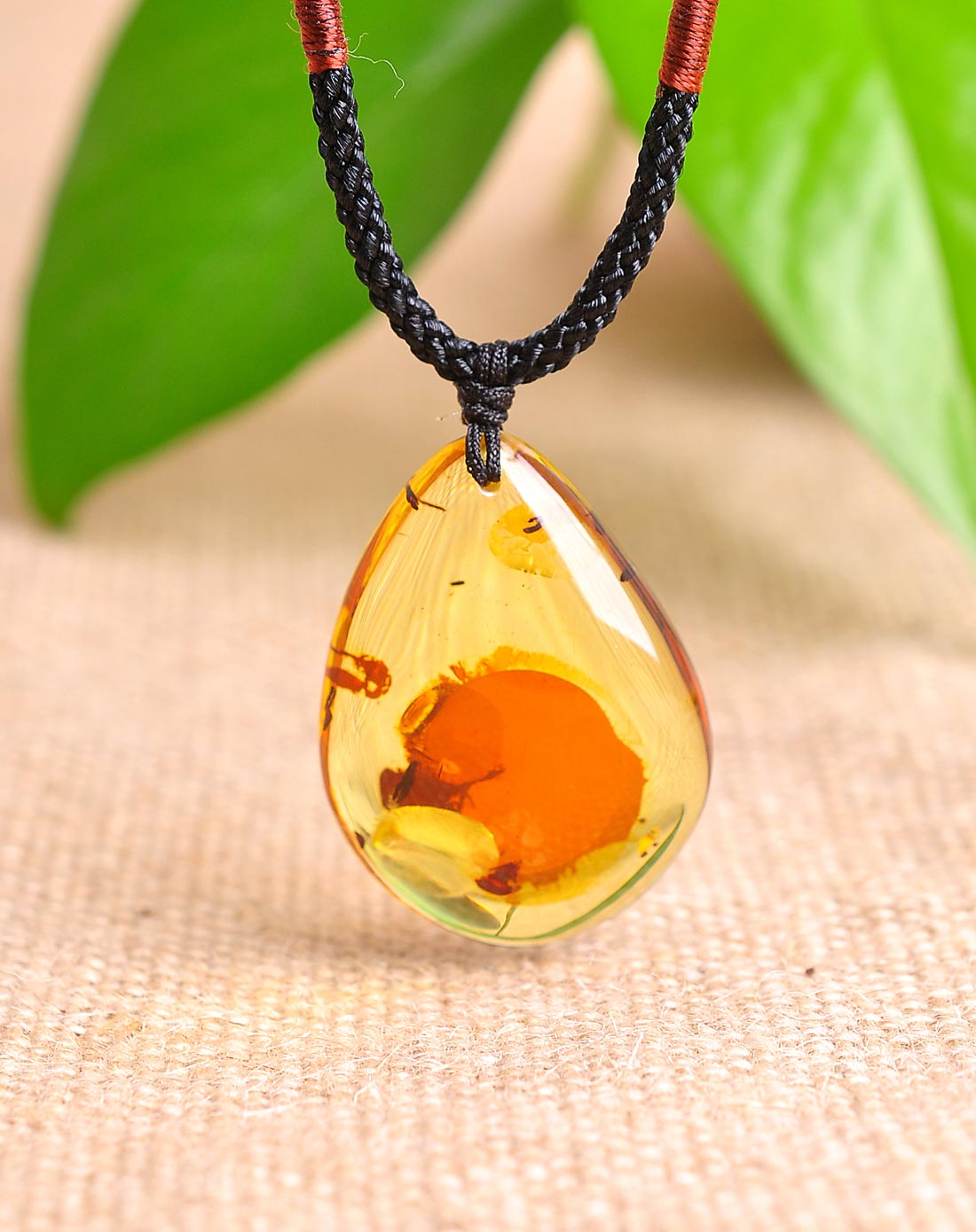 昊天琥珀饰品专场-优雅精致天然花珀项链附证书