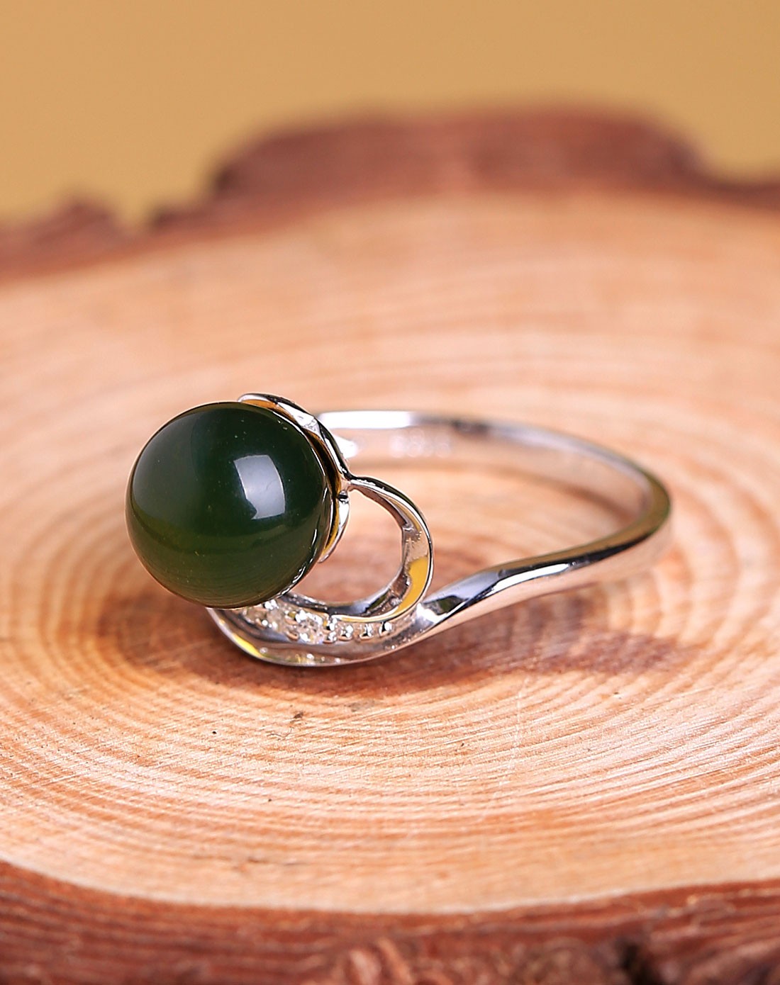 富贵萦绕天然墨西哥蓝珀戒指附证书