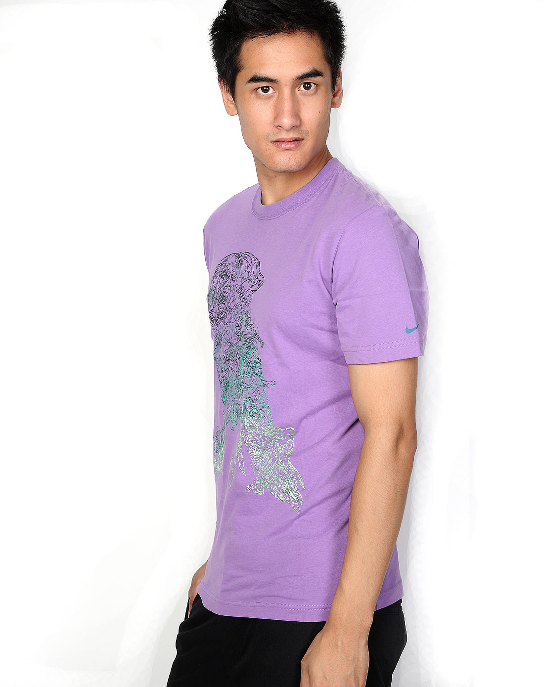 男款紫色图案短袖针织衫