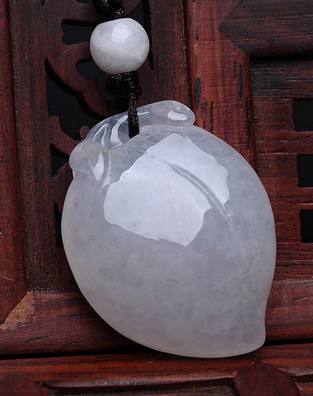 一品翠珠宝专场冰种水头足白色饱满福桃天然a货翡翠吊坠(附国家级鉴定