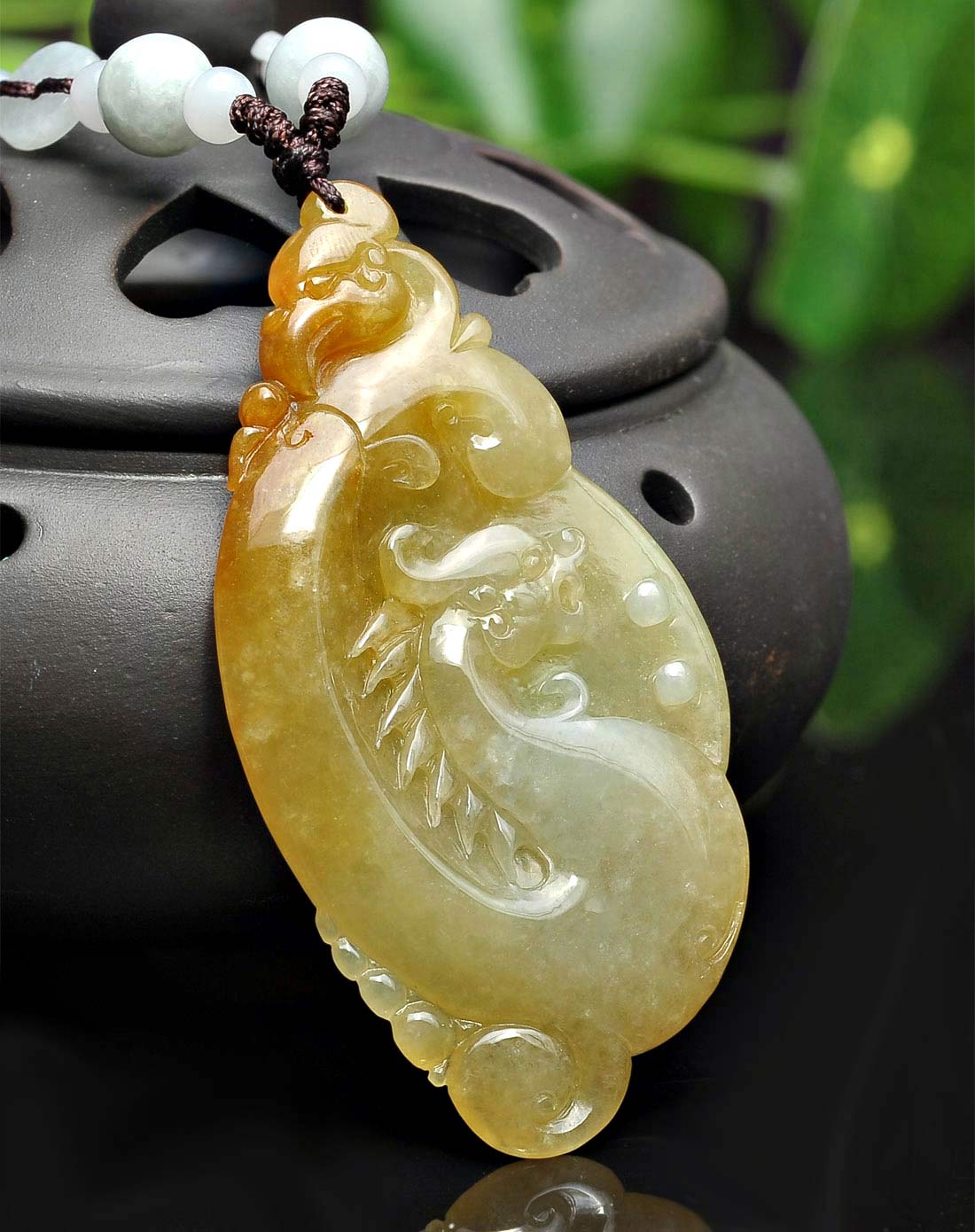 冰种黄翡龙牌吊坠 天然a货翡翠(附国检证书)