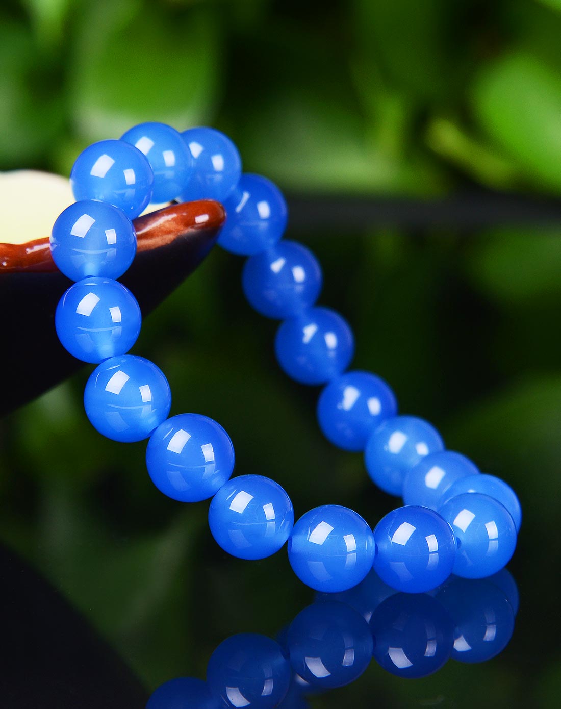 极品蓝玉髓时尚简约手串(附证书)