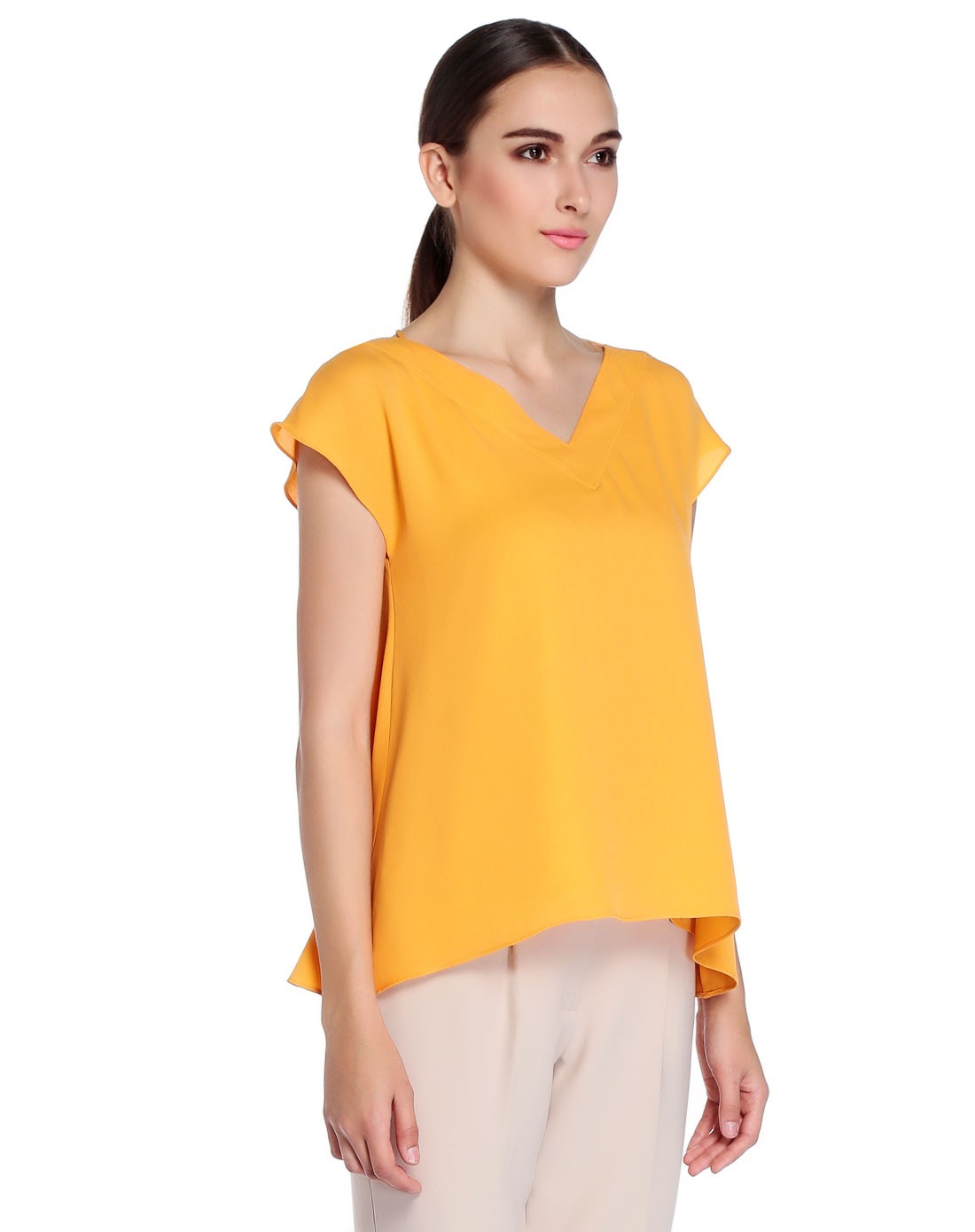 浅橙色v领露背短袖上衣