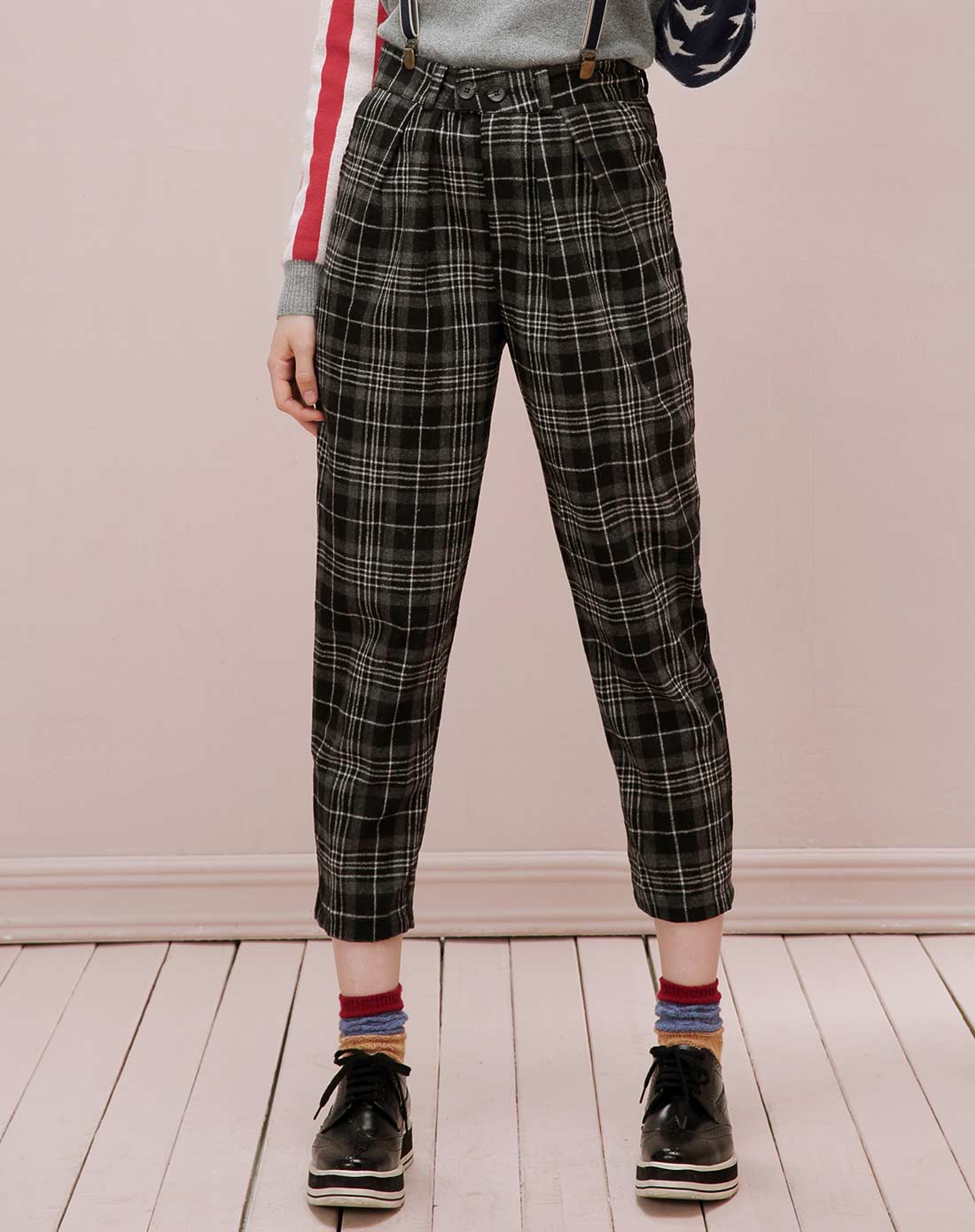 黑灰色格子宽松哈伦裤