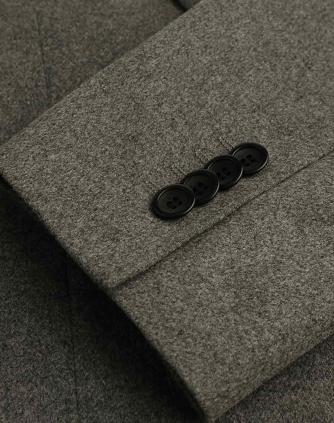 煤灰色商务通勤修身西服