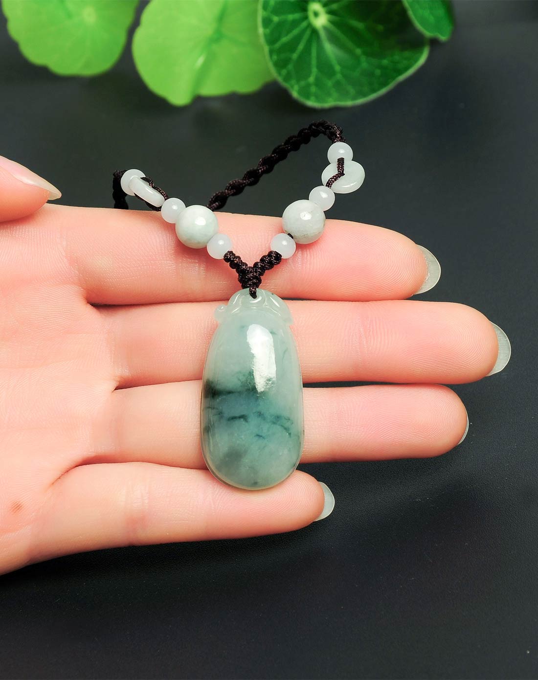 饱满飘花糯种福贝 天然a货翡翠挂件(附国检证书)