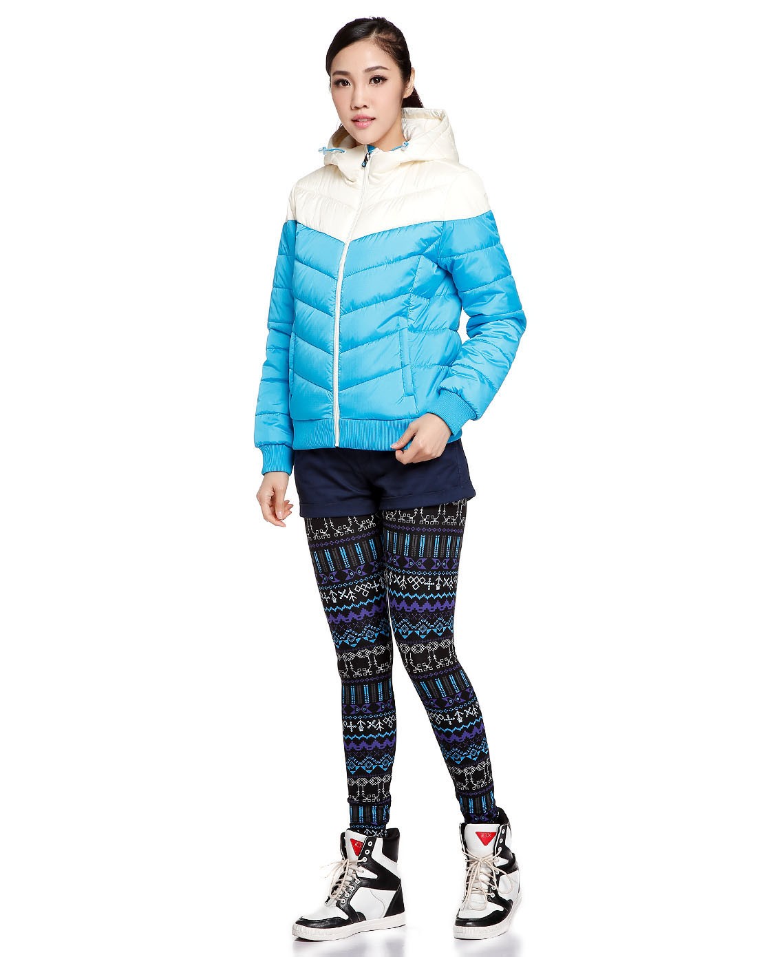 女款蓝配米白色长袖连帽棉服 保暖舒适