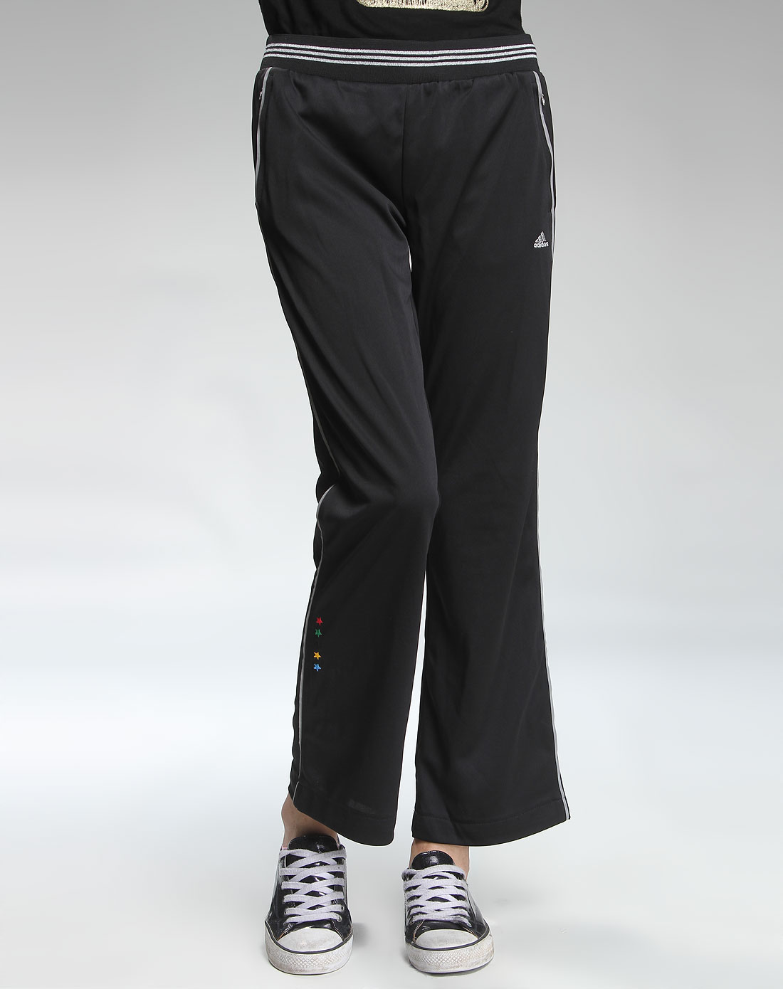 阿迪达斯adidas女装专场-女款黑色时尚长裤