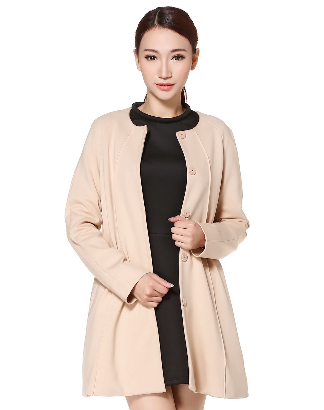 米驼色简约俏丽长袖外套