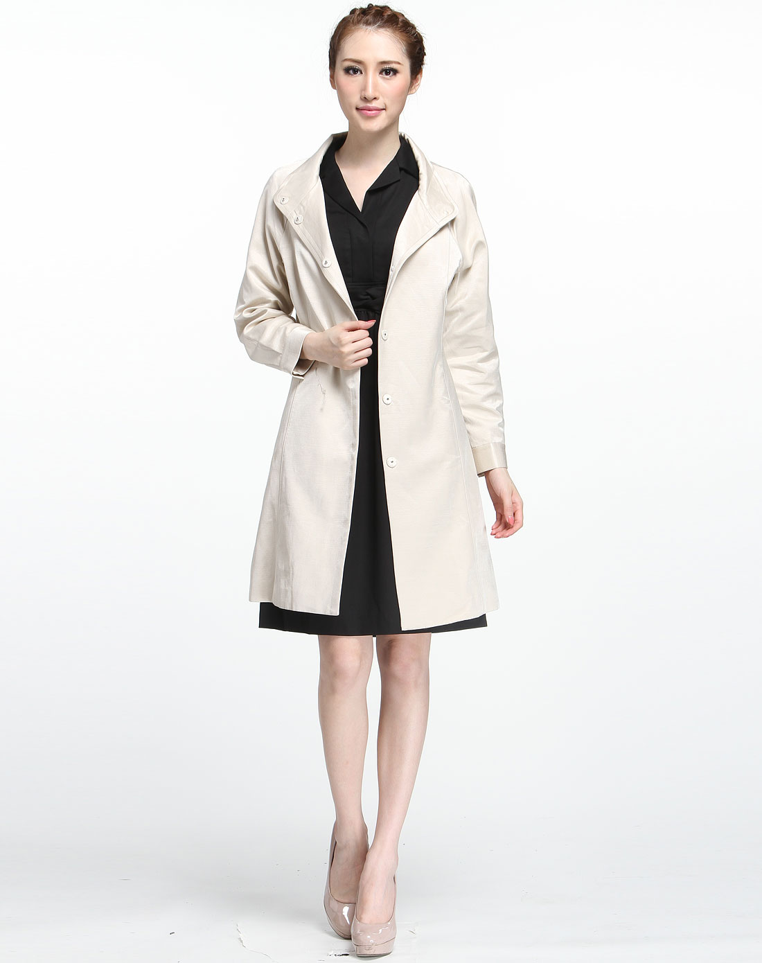 杏色休闲长袖风衣