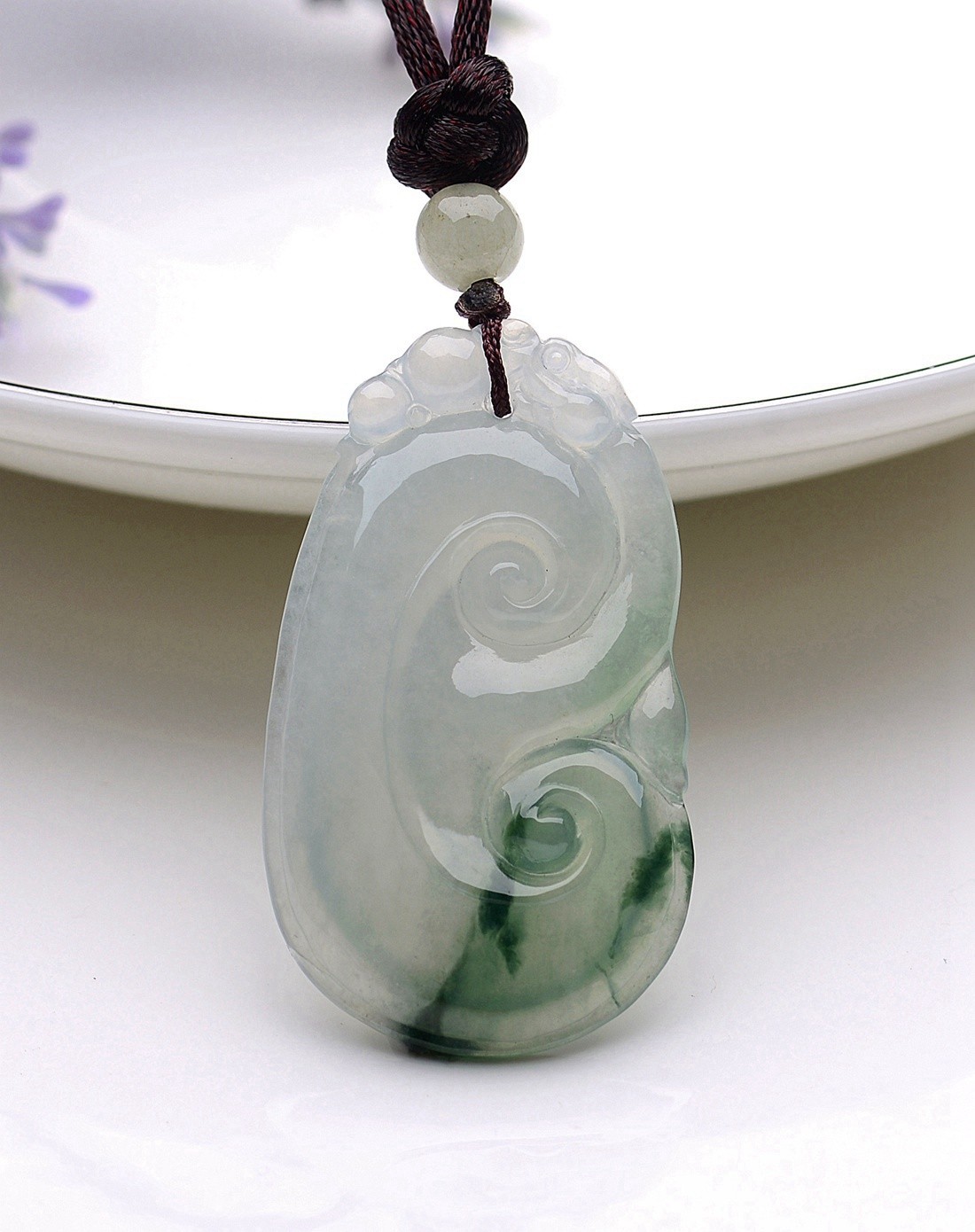 冰种冰透起荧光平安如意a货翡翠吊坠(附权威证书)