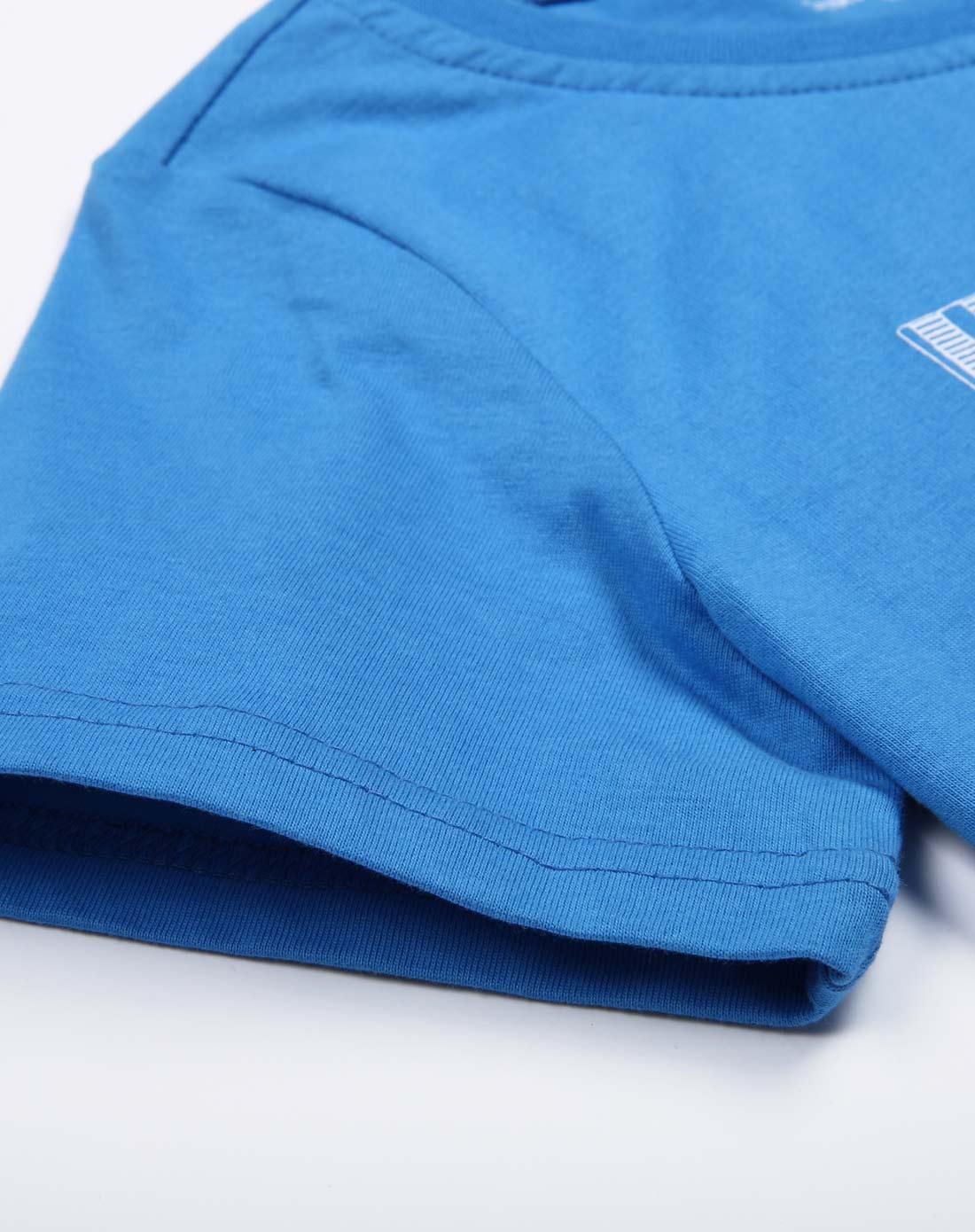 男童深天蓝圆领t恤