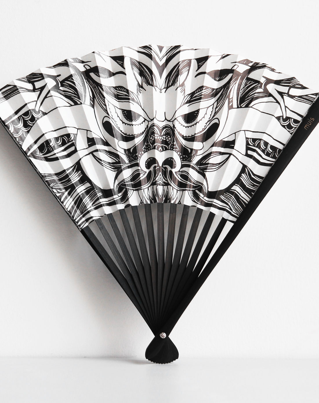 muis-设计师原创时尚折扇-青龙