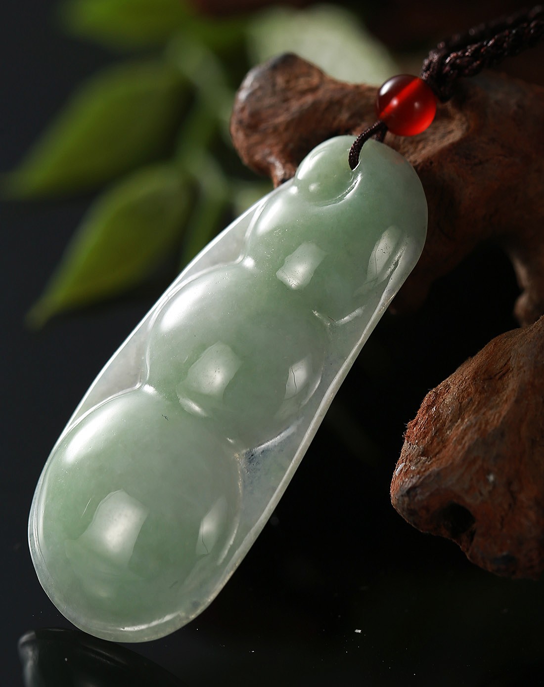 冰糯四季平安豆翡翠吊坠附证书