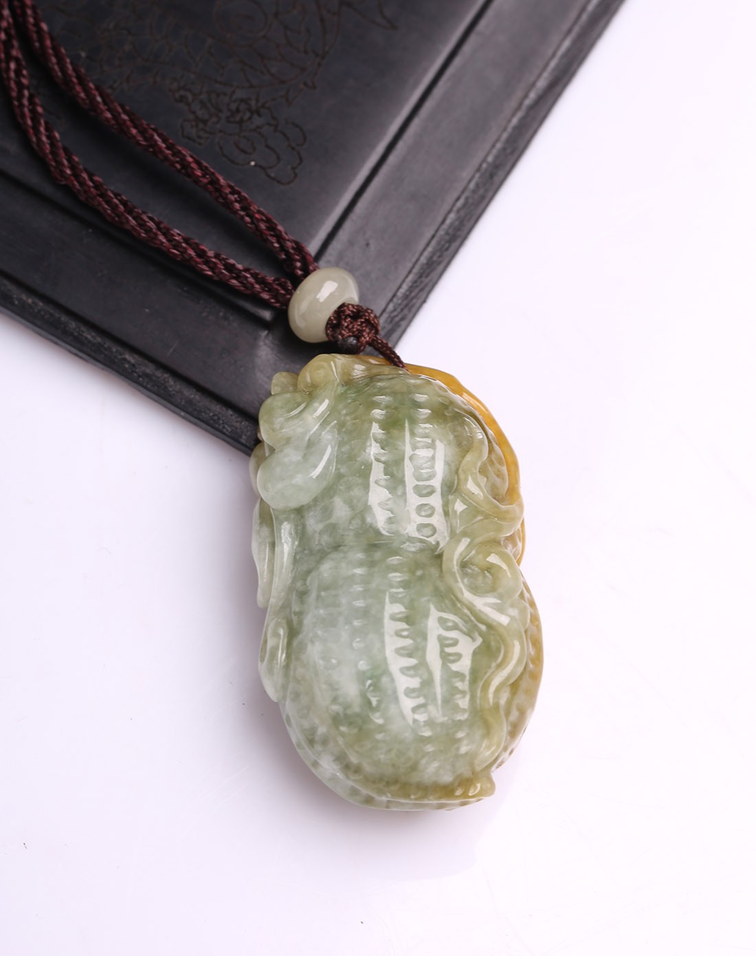 糯种黄皮生意兴隆a货翡翠吊坠(附权威证书)