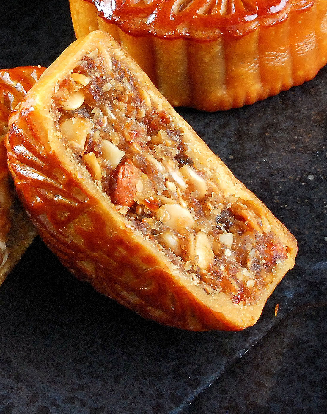 新品上市 火腿伍仁月饼 350g 够意思系列