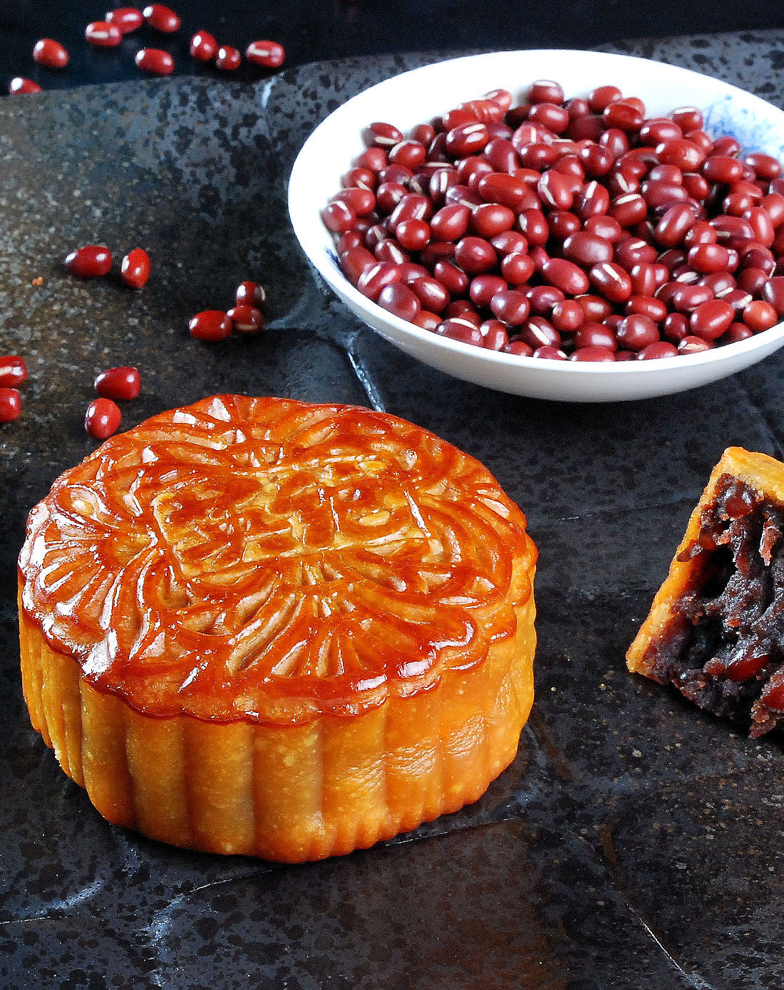 澳门英记食品专场澳门英记榄仁粒粒红豆沙月饼 350g 够意思系列yj1208