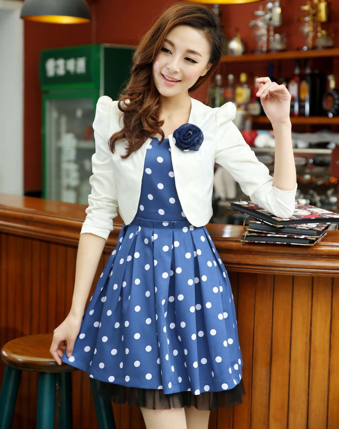 蓝色波点气质长袖连衣裙