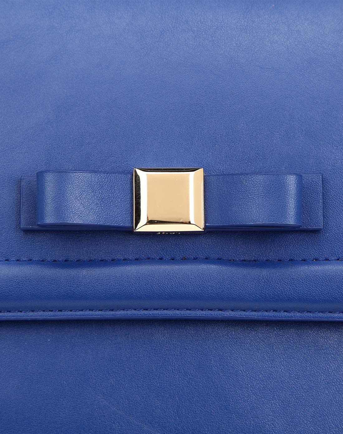 专柜同步款英伦复古深蓝斜挎女包