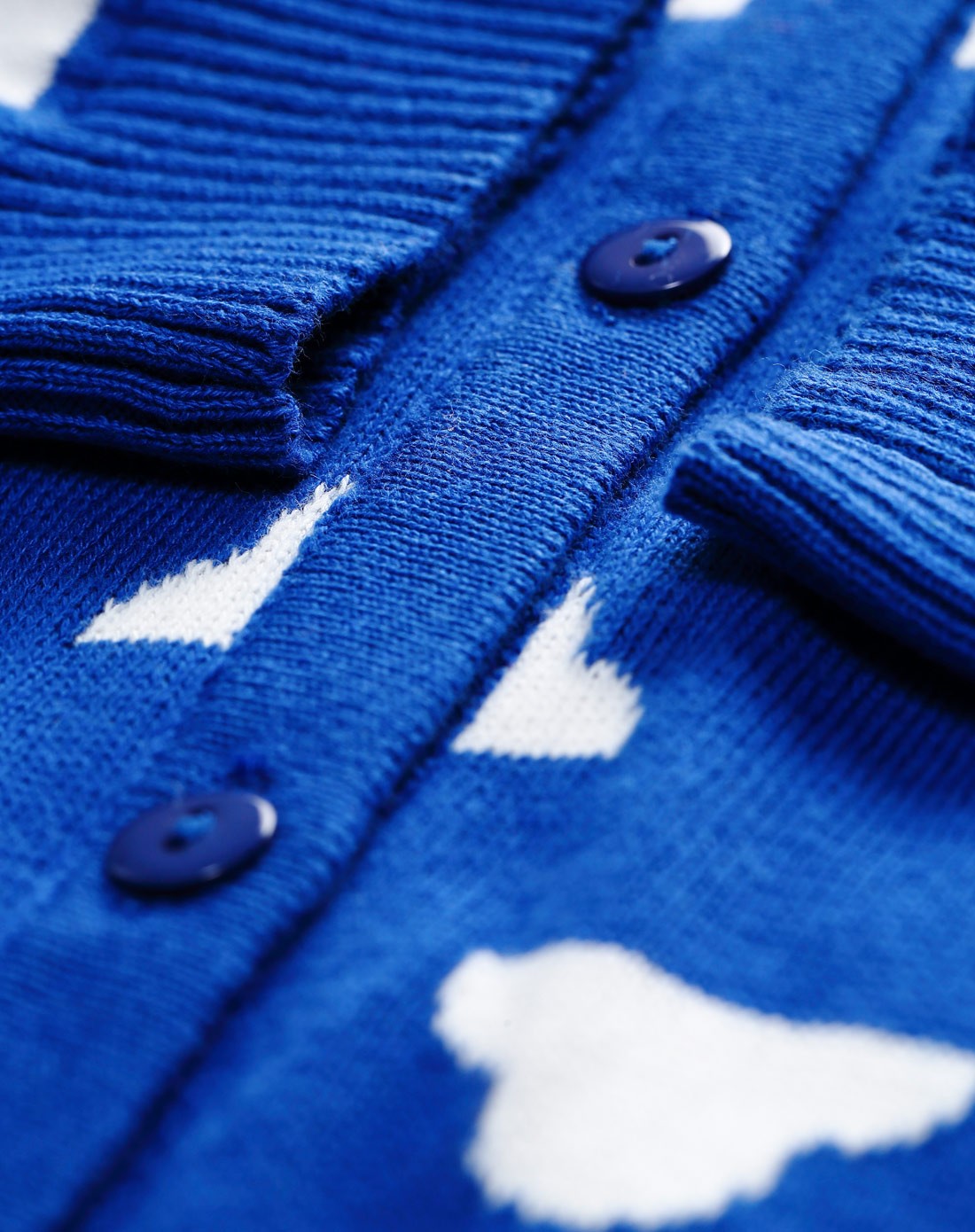 果芽garbha中性蓝色v字领开衫