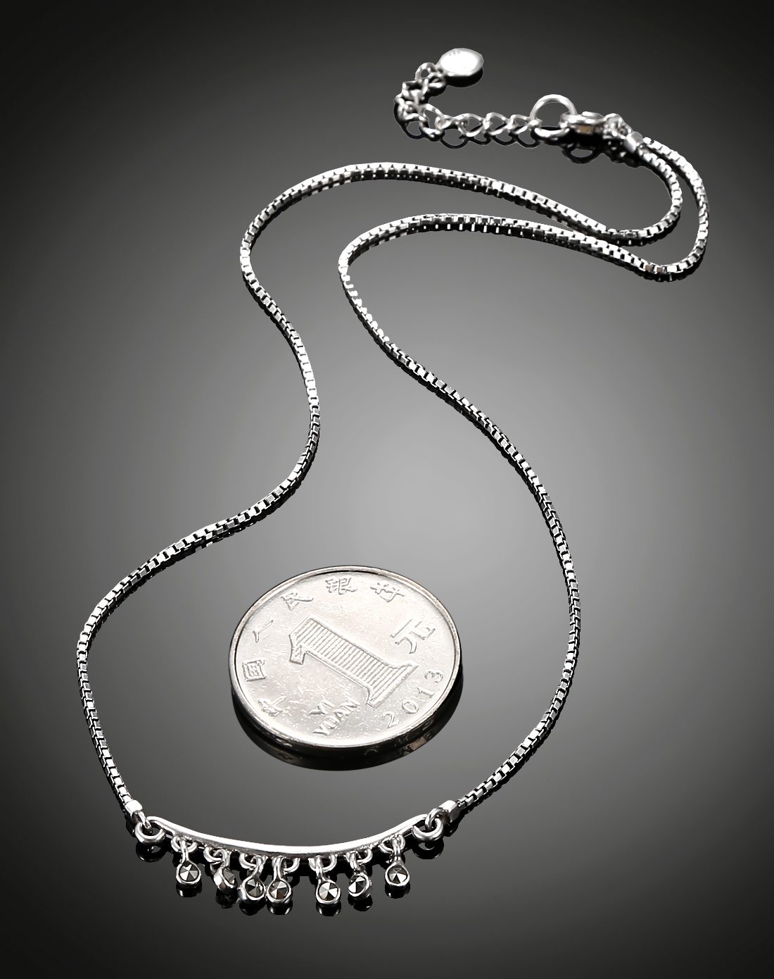 "纱丽舞伶"复古马克赛项链