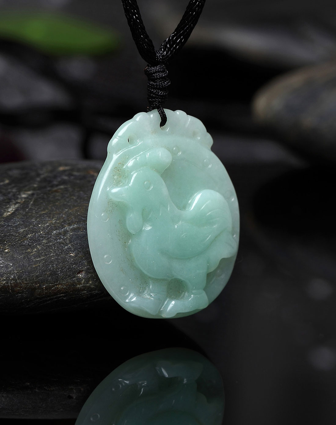 天然翡翠冰糯种吉鸡吊坠- 附证书