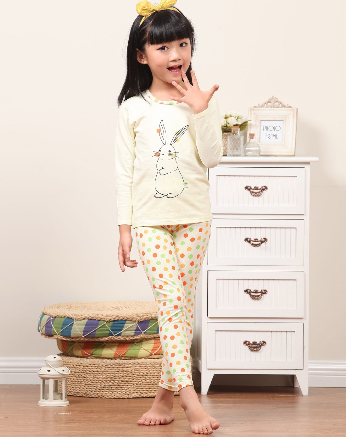 儿童内衣家居服专场浅黄女童舒肤弹力棉圆领内衣套装dsn51001203_唯品