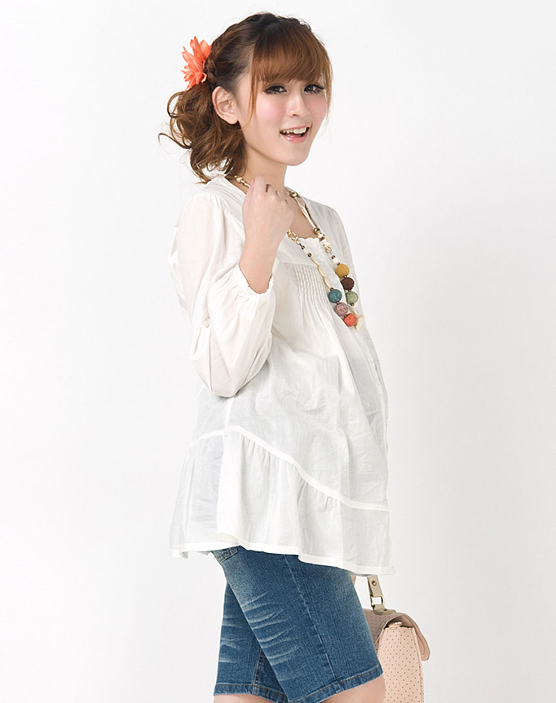 白色前面塔克线上衣