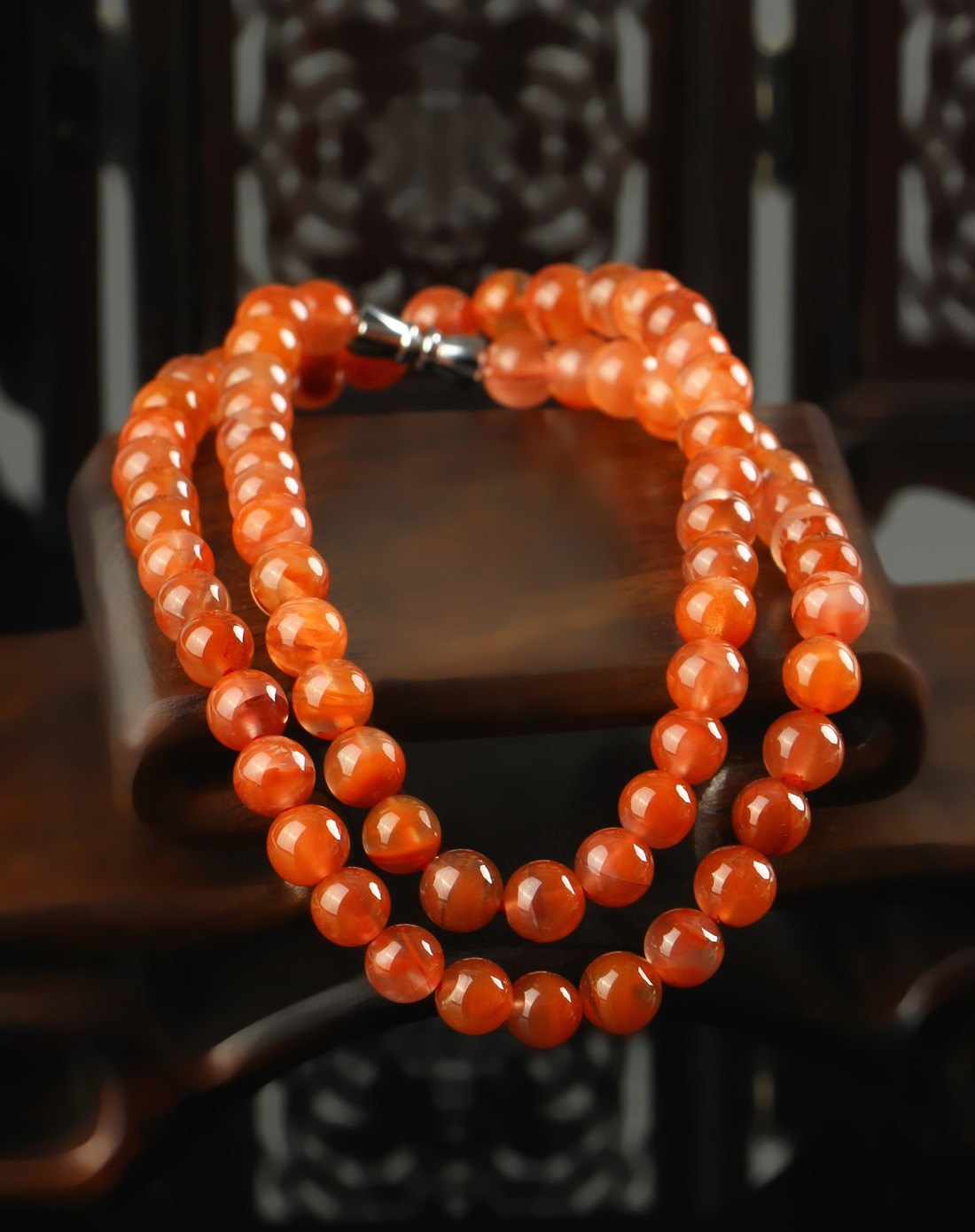 女款南红冰飘玛瑙圆珠项链 附证书