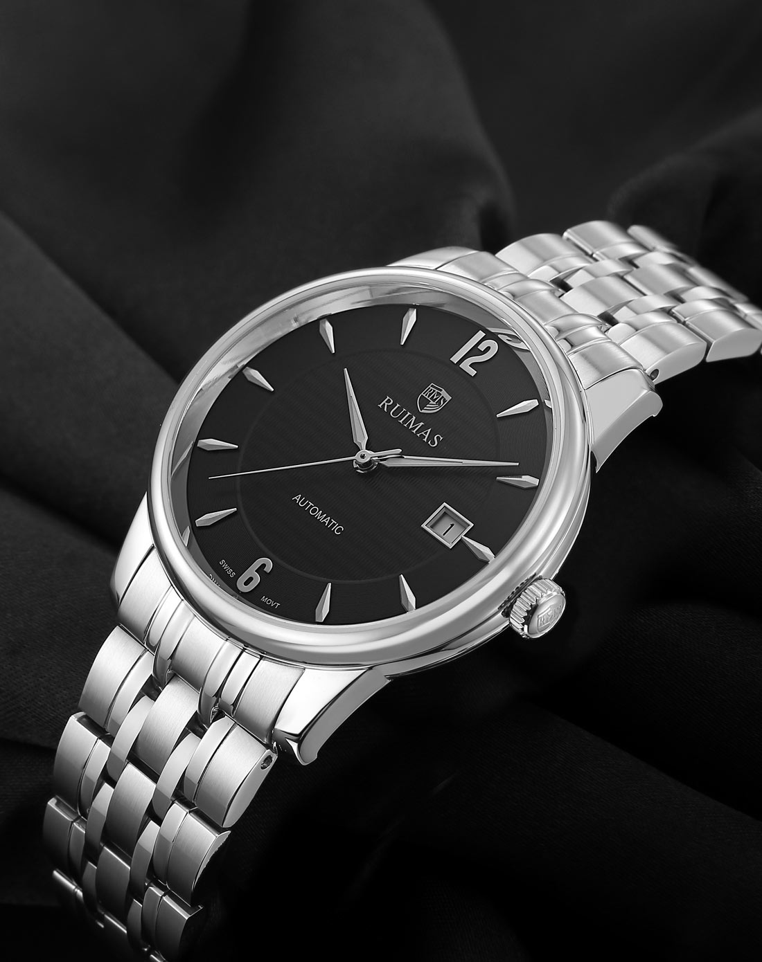 瑞士机芯黑面日历商务男士钢带机械表