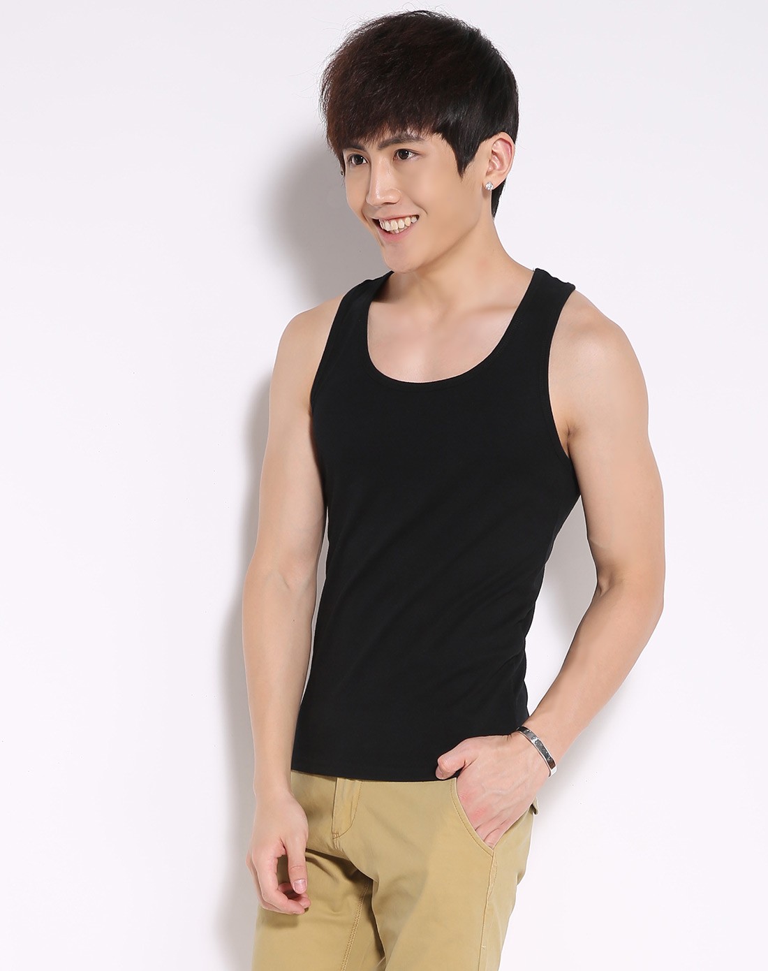 男款黑色工字窄肩背心