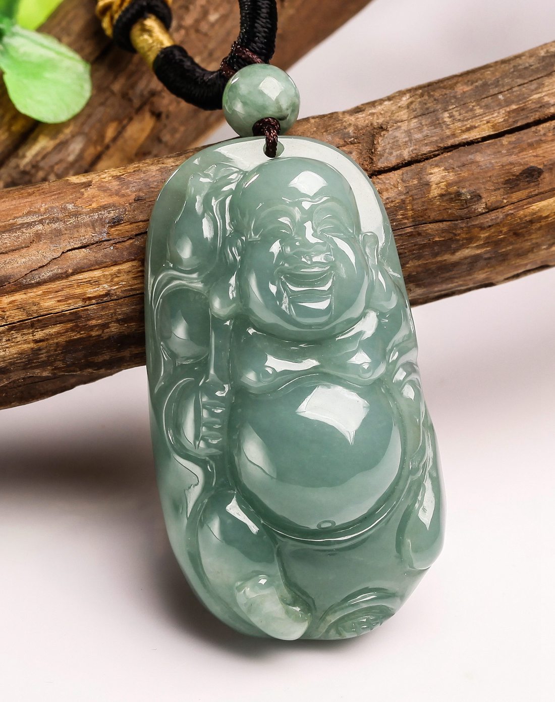 浑厚逍遥自在佛a货翡翠(附国检证书)