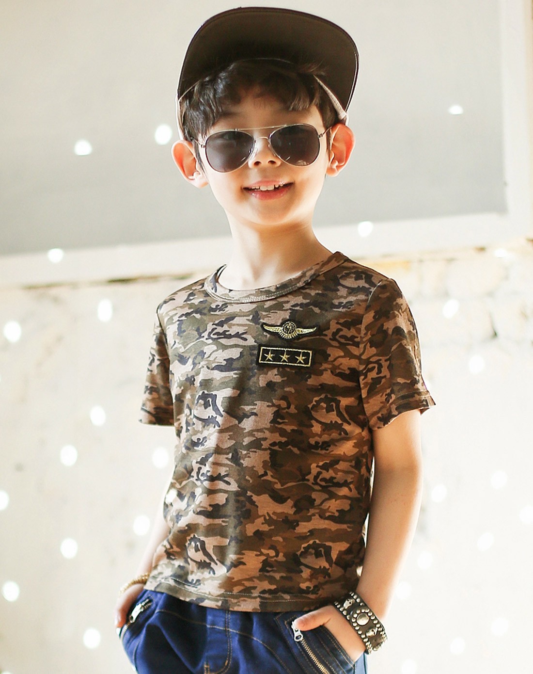 男童迷彩t恤
