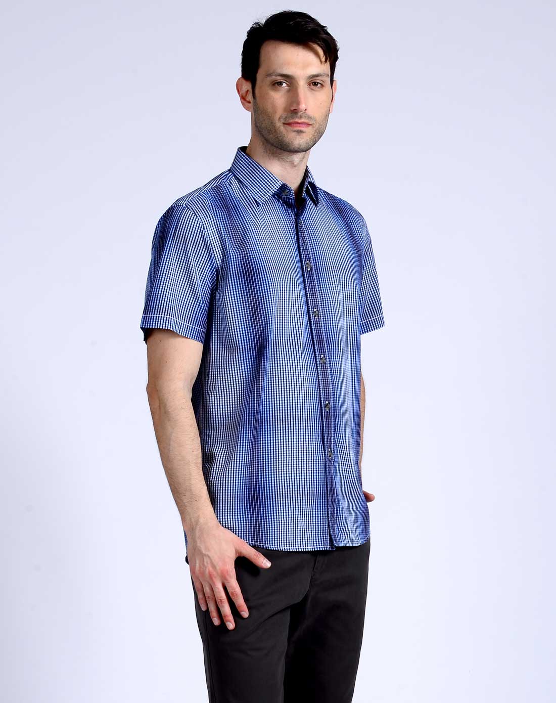 蓝色潮流格子短袖衬衫