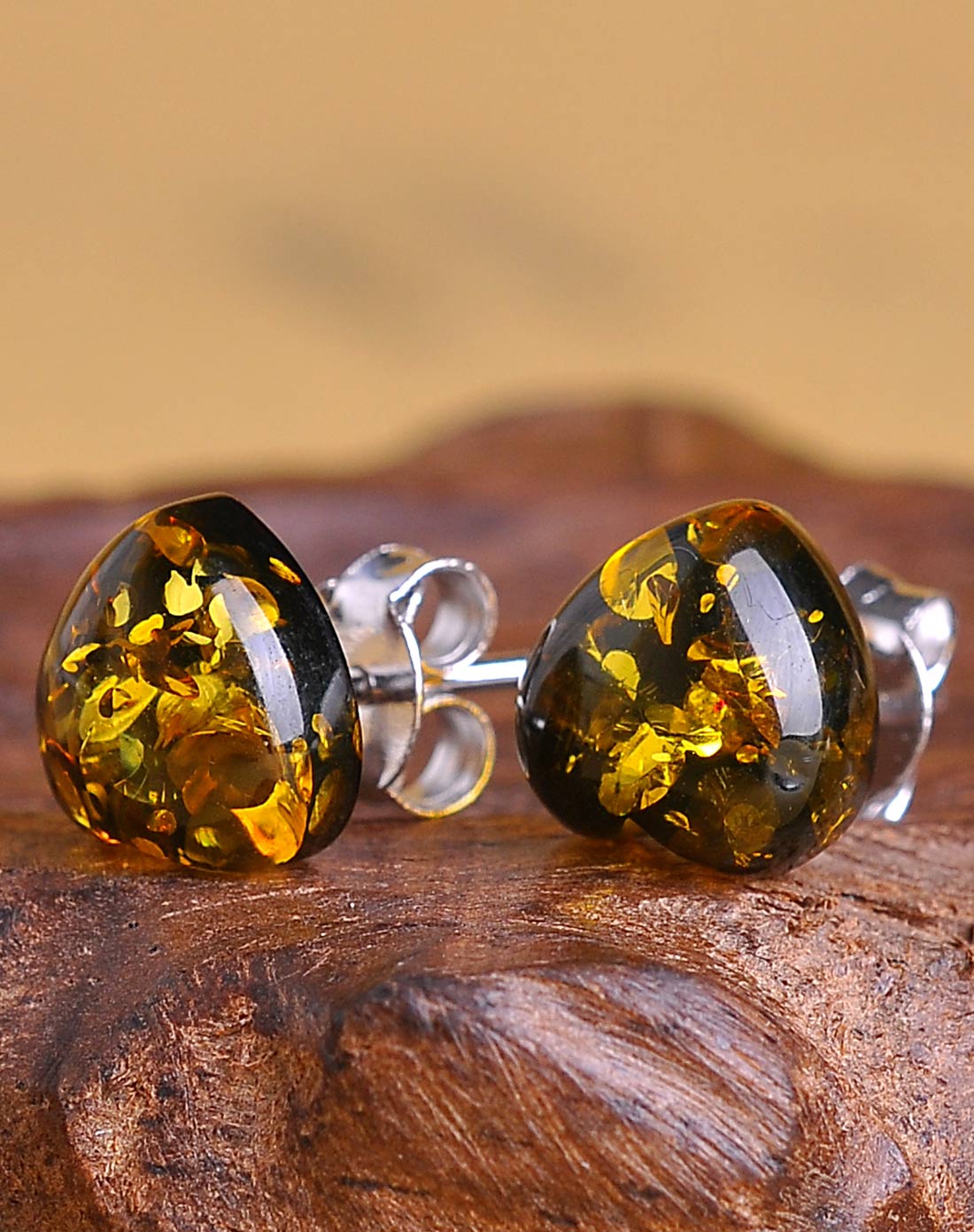 【独家】心心相印天然绿花珀耳钉附证书