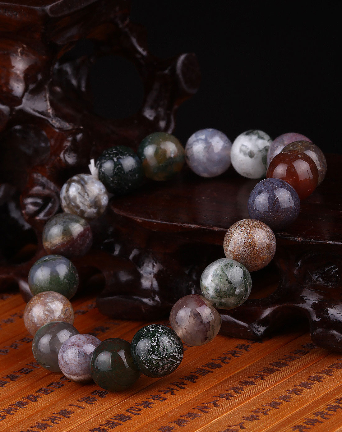 中性梦幻水草玛瑙手串(附证书)