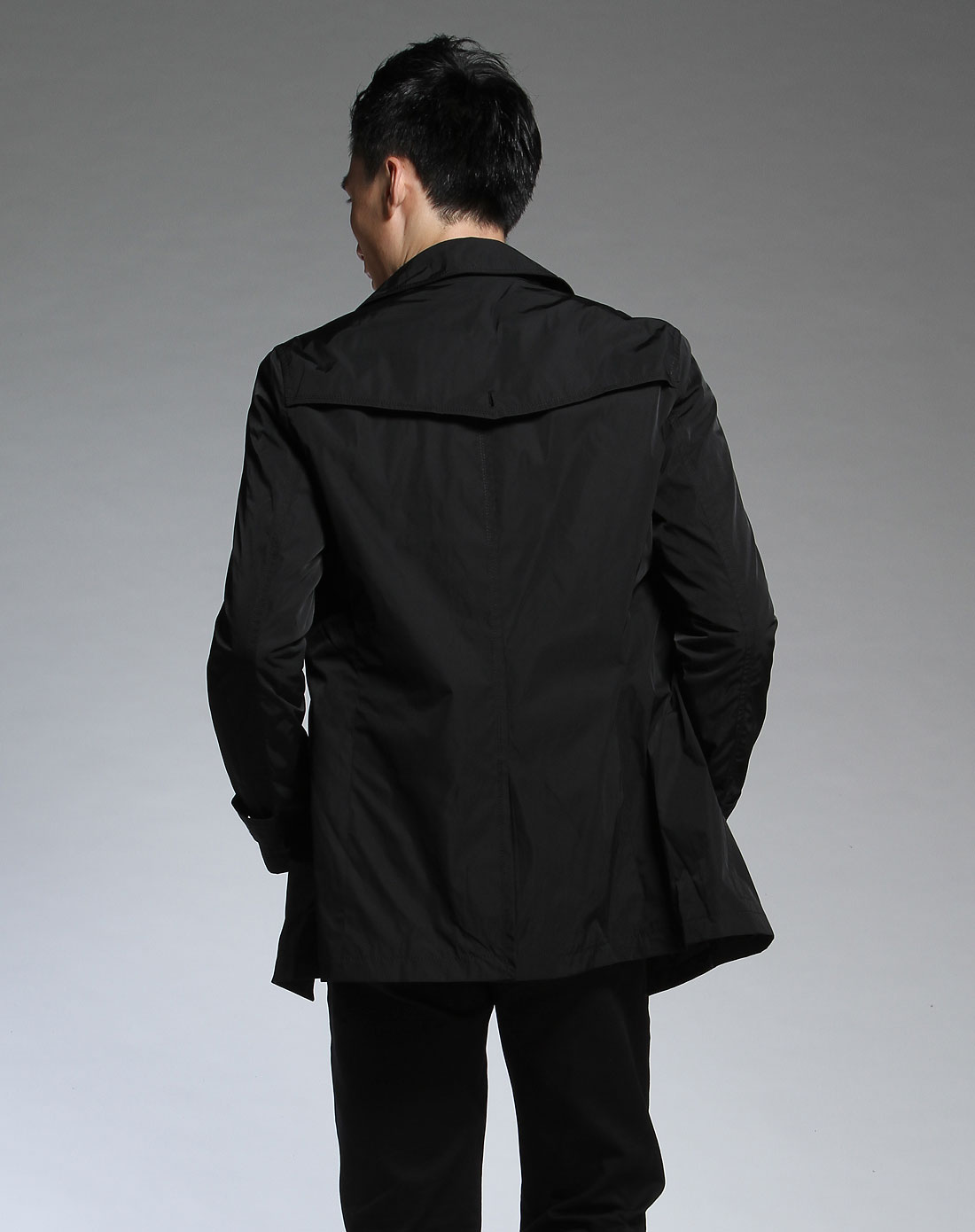 男款黑色帅气时尚长袖风衣