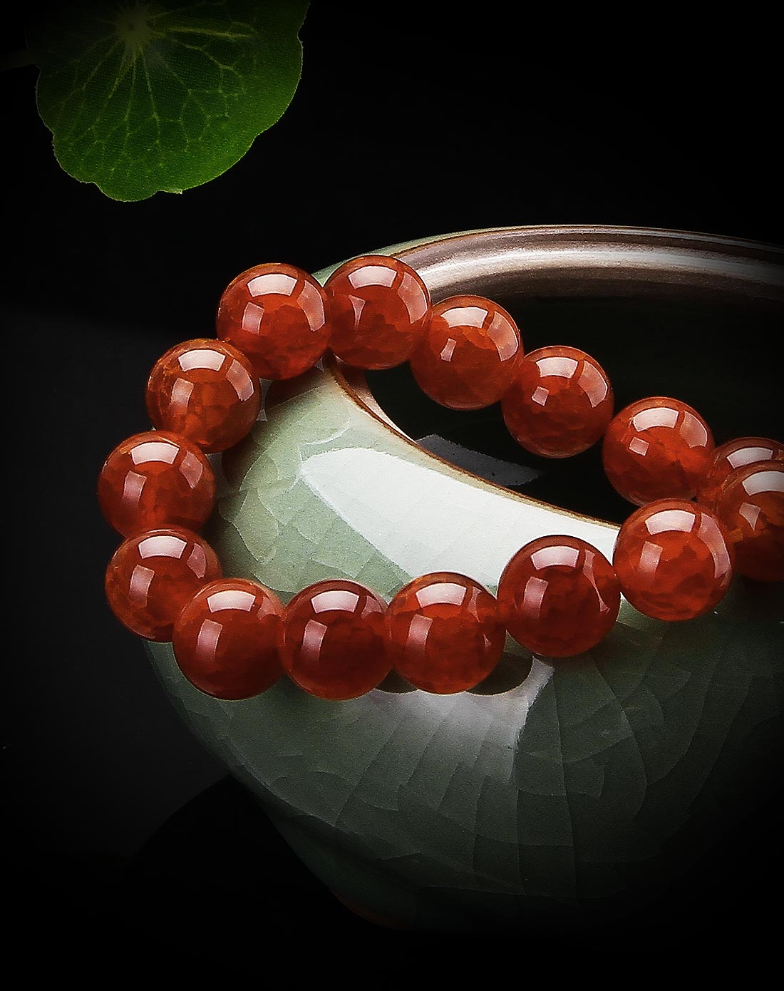 红龙纹玛瑙手串经典款(附证书)