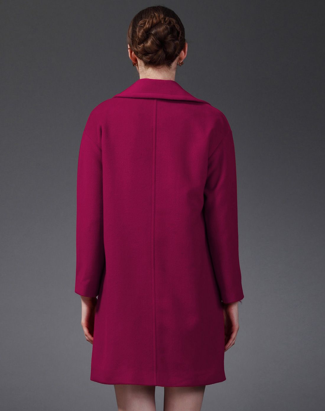 深玫红色简约经典长袖大衣