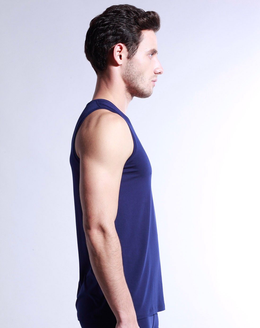 男款宝蓝色莫代尔时尚v领窄肩背心