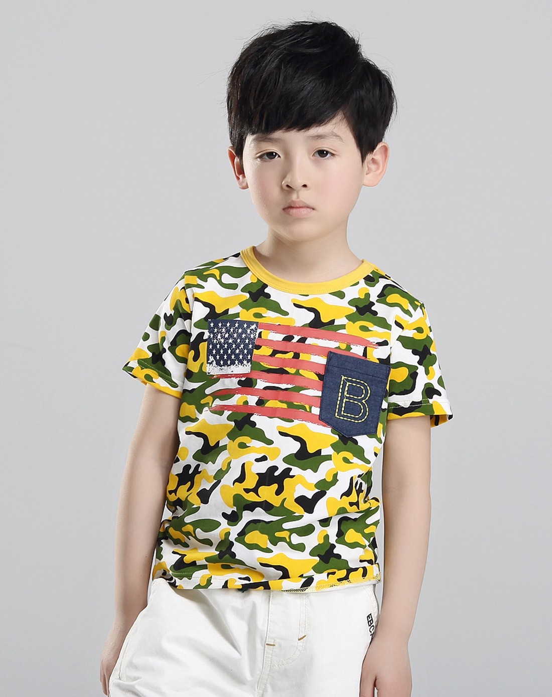 男童黄色短袖迷彩t恤