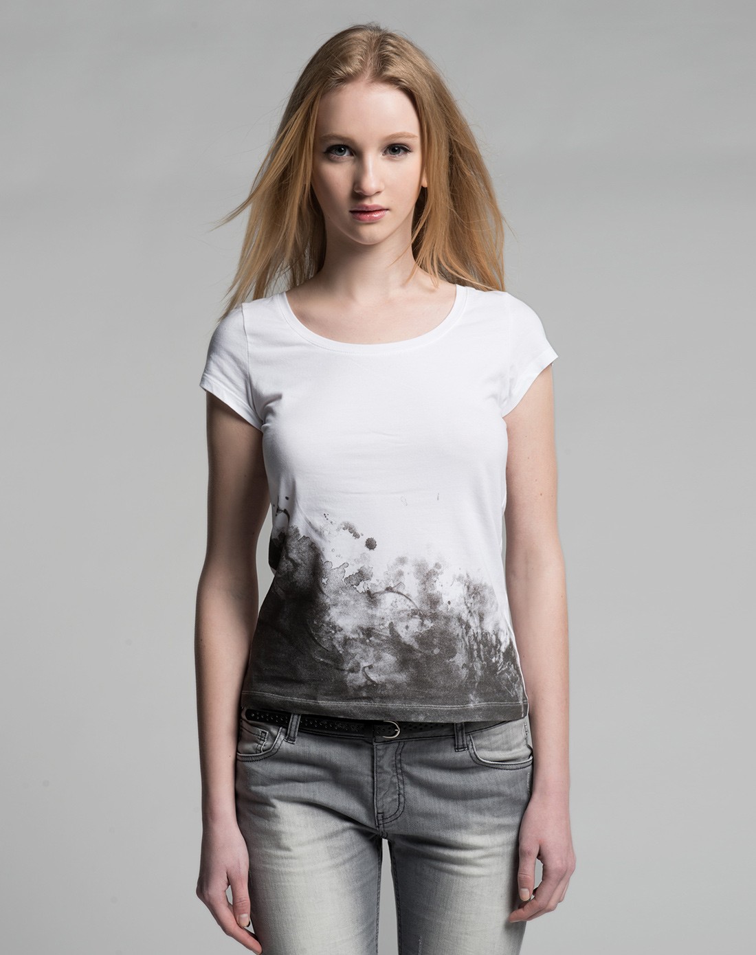 白色墨迹晕染短袖t恤